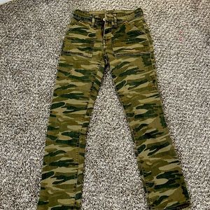 Camo Levi Jeans